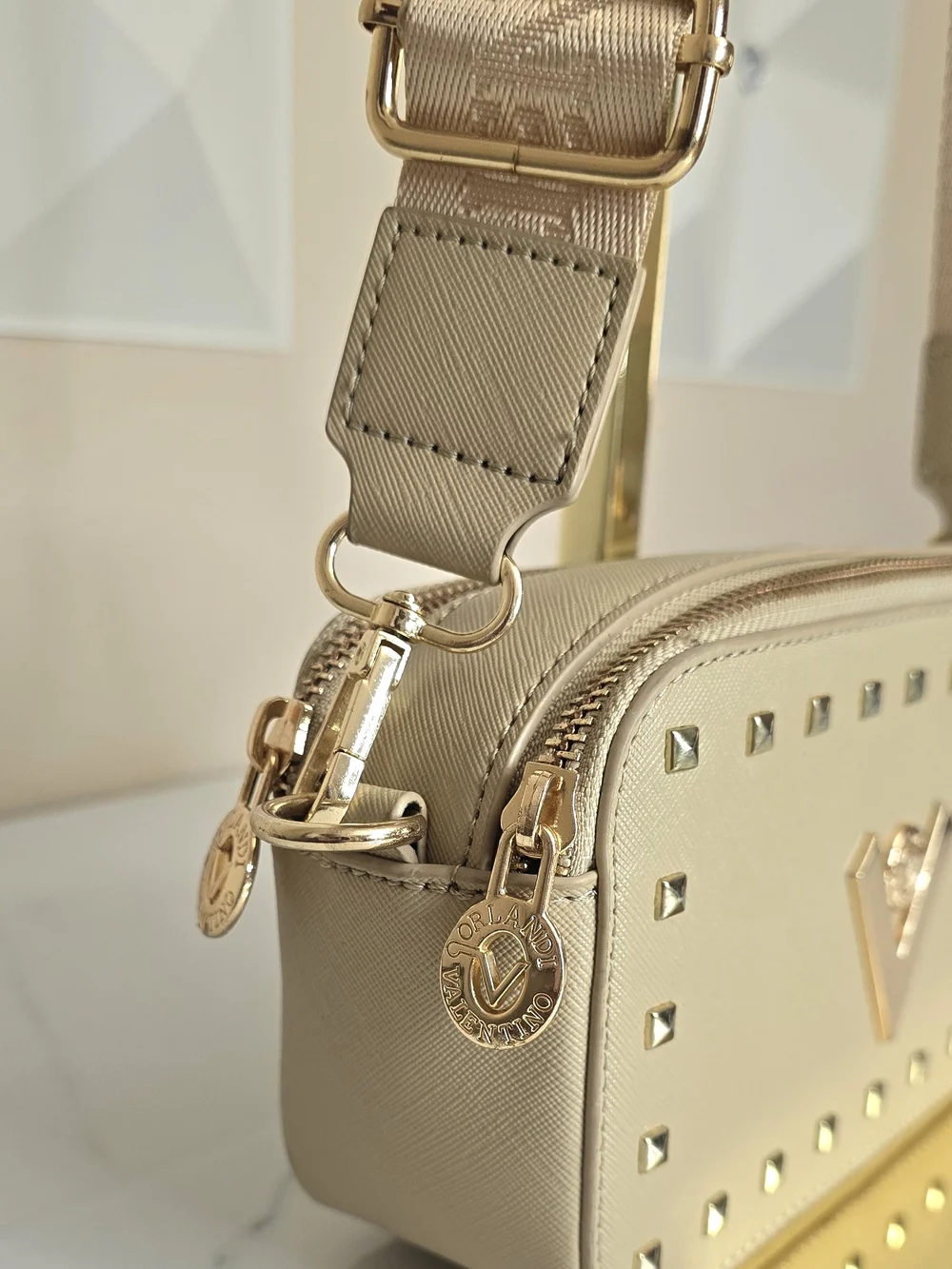 Valentino Orlandi Beige Studded Camera Crossbody Bag Gold Hardware Italy